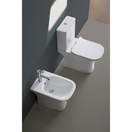 унитаз_компакт_azario_fretta_square_650х340х790_напольный__безободковый_с_бачком_и_сиденьем_микролифт__az_5121__14.jpg