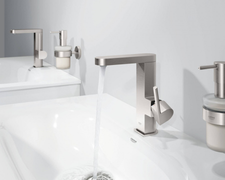 смеситель_однорычажный_для_раковины_grohe_plus_со_сливным_гарнитуром__поворотный_излив__хром__23871003__4.jpg