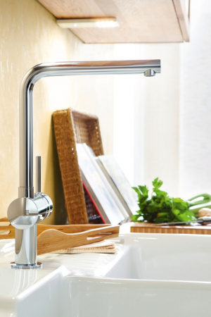 смеситель_для_кухни_grohe_minta_хром__31375000__2.jpg