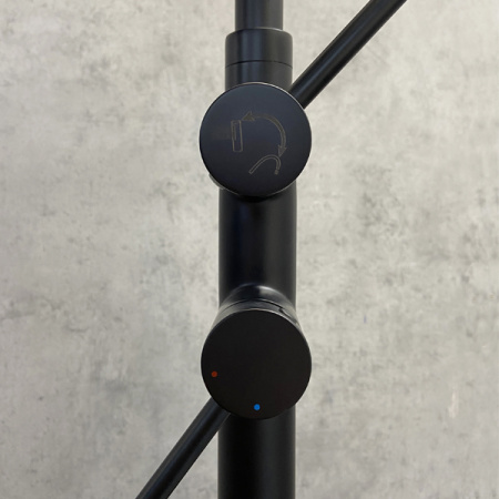 fe018m_cmt_4.jpg
