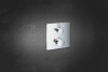 термостатический_смеситель_для_душа_grohe_grohtherm_с_переключателем_на_2_положения_верхний_ручной_душ__внешняя_часть__хром__24079000__4.jpg